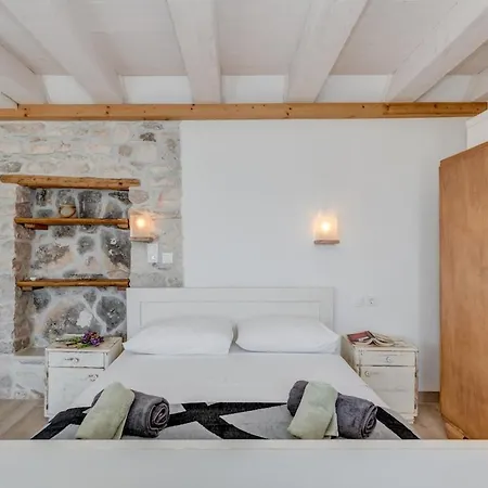 Authentic Dalmatian Stone Villa *