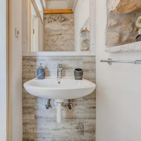 Villa Authentic Dalmatian Stone