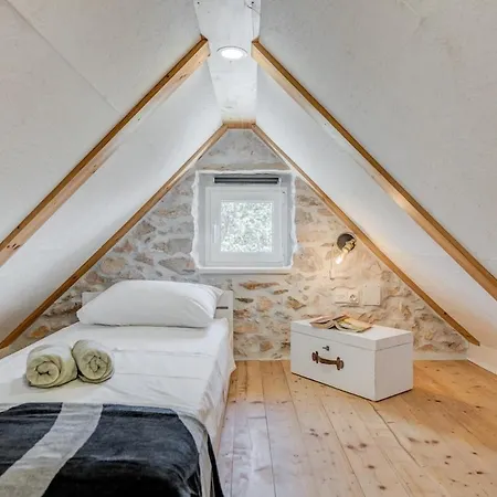 Villa Authentic Dalmatian Stone