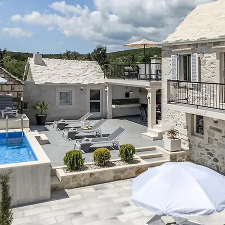 Authentic Dalmatian Stone Villa