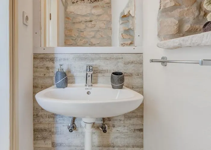 Villa Authentic Dalmatian Stone