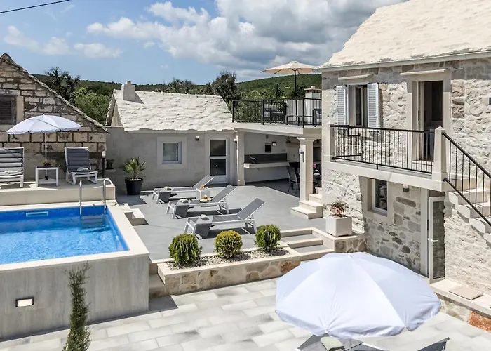 Authentic Dalmatian Stone Villa