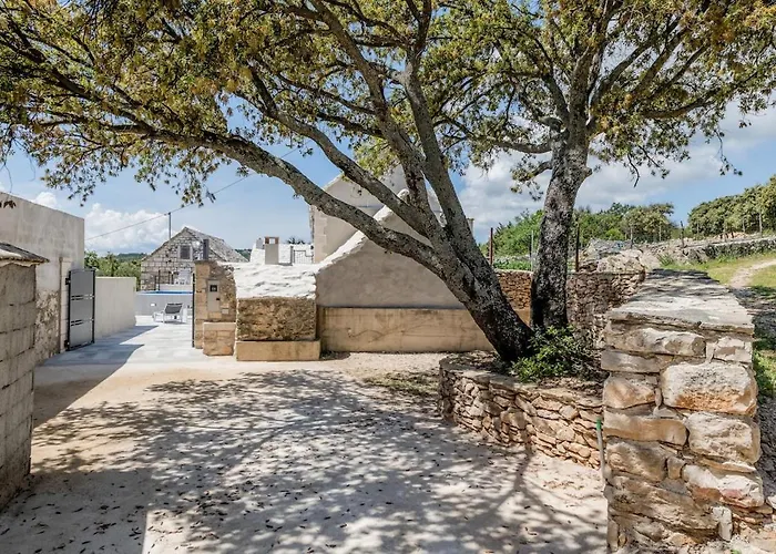 Authentic Dalmatian Stone Villa *