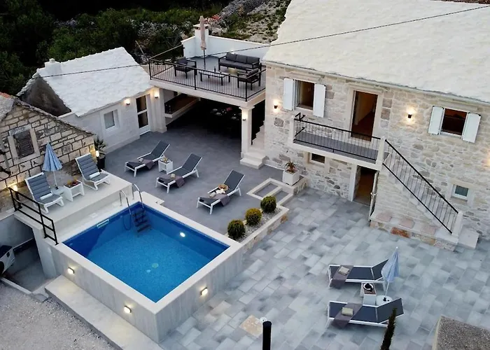 Authentic Dalmatian Stone Villa *